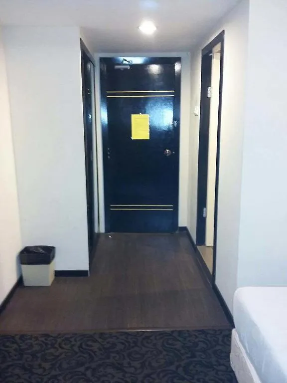 *** Apartahotel Embassy Hotel & Service Apartment Malasia